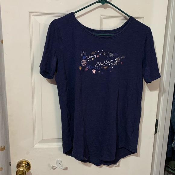 Old Navy Fun Graphic Tee - Picture 4 of 7